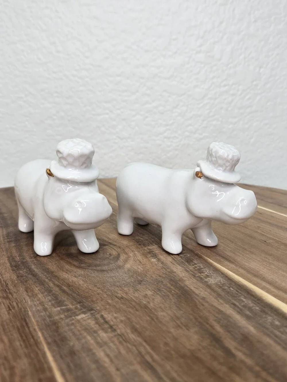 White Ceramic Hippo Salt & Pepper Shakers Set Gold Ear Trim Hat Couple Minimal